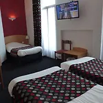 Cit'hotel De La Vallee 3*