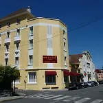 Cit'hotel De La Vallee 3*