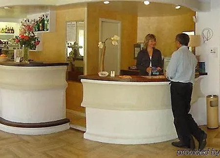 ホテル Cit'hotel De La Vallee ルルド