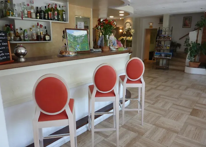 Cit'hotel De La Vallee Hotel