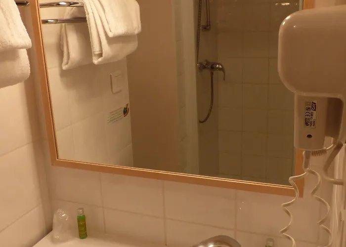 Hotel Cit'hotel De La Vallee Lourdes