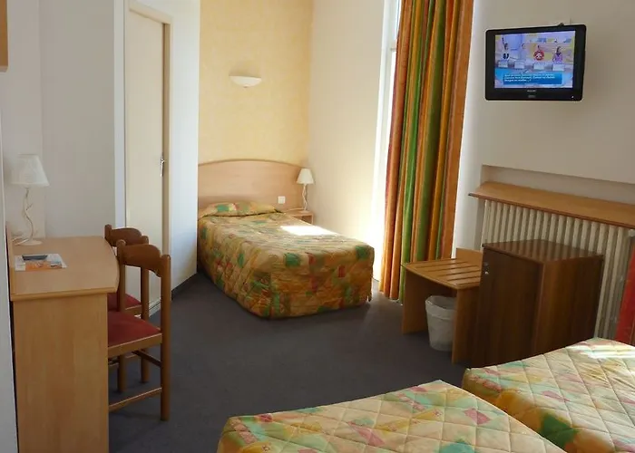 Cit'hotel De La Vallee Hotel