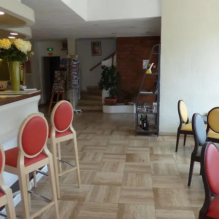 Hotel Cit'hotel De La Vallée 3*