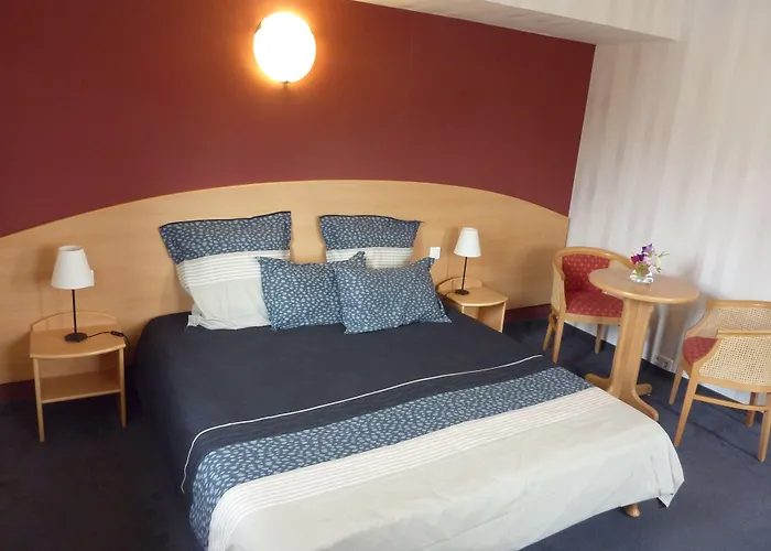 Cit'hotel De La Vallée 3*