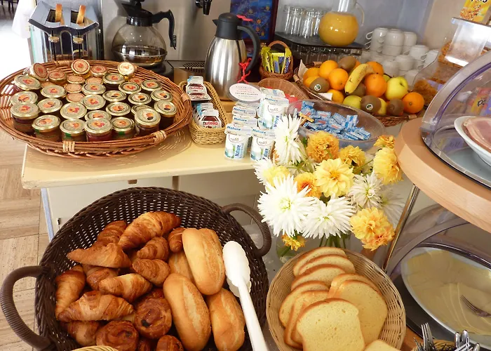 Cit'hotel De La Vallee 3*